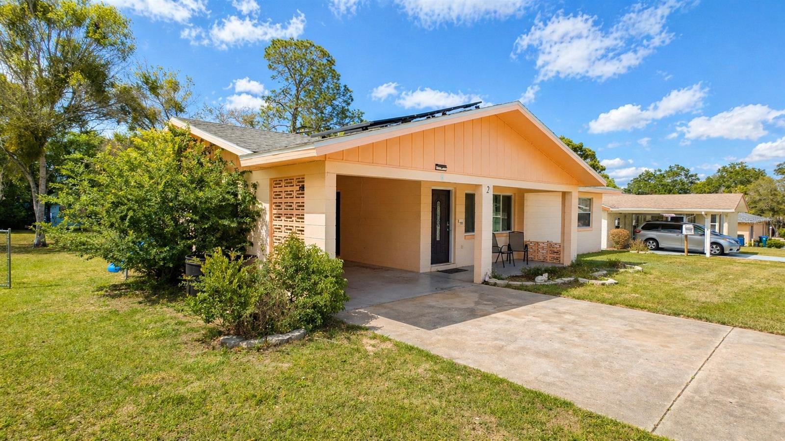 2 Clear Place, FL