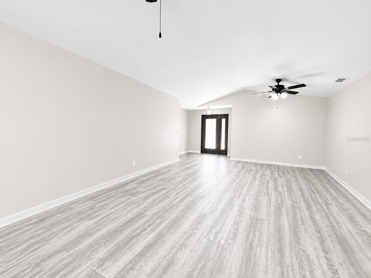 32676 Oak Park Drive, FL