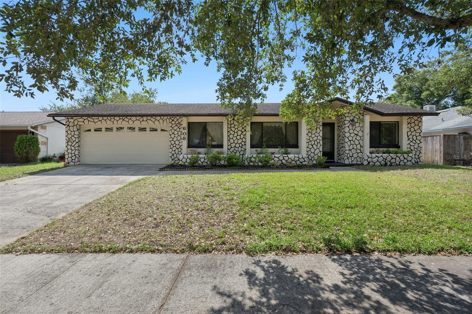 608 Wavecrest Drive, FL