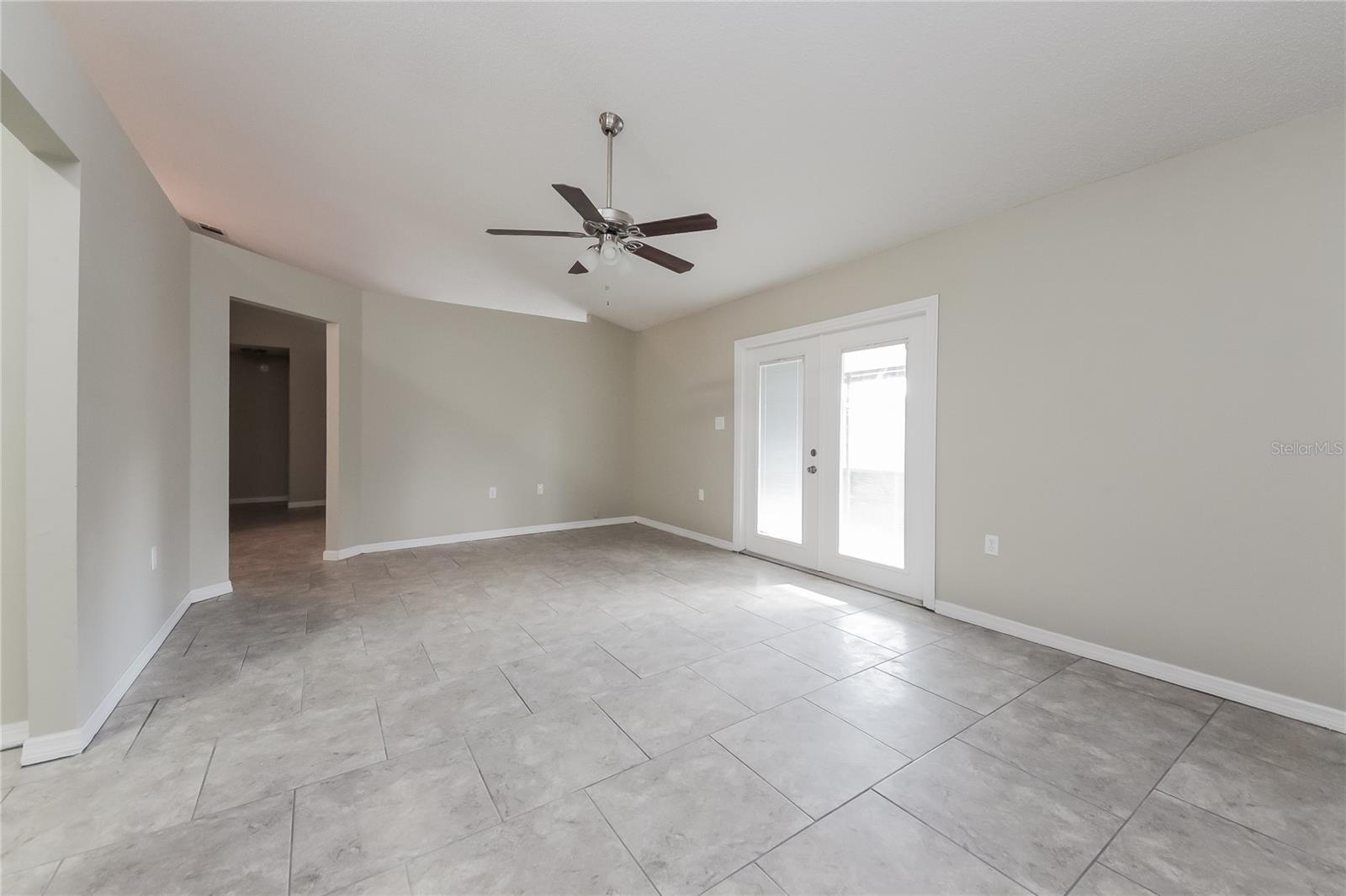 945 Delano Court, FL