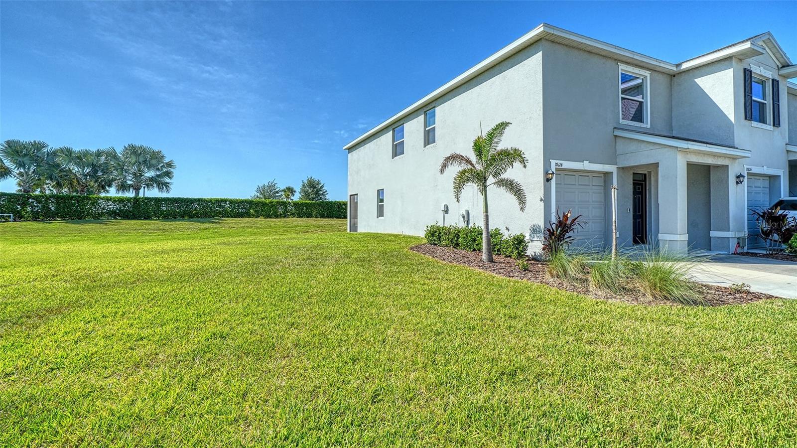 17624 Crescent Moon Loop, FL