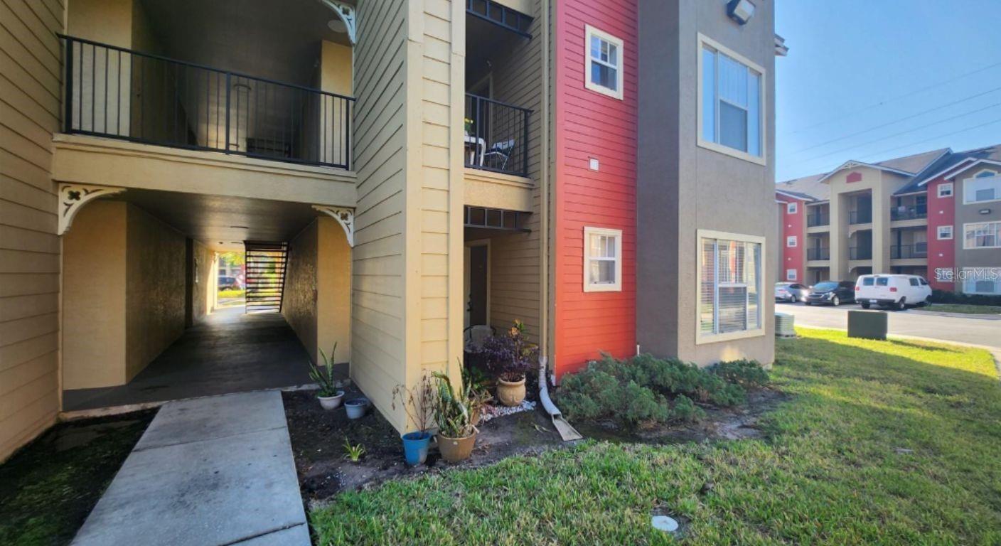 2207 Antigua Place, FL