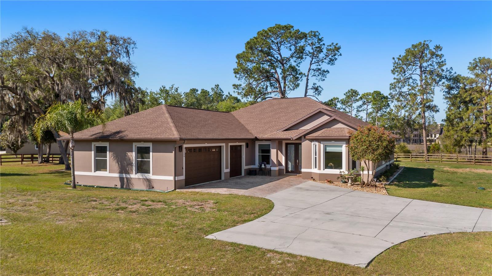 21328 Marsh View Court, FL