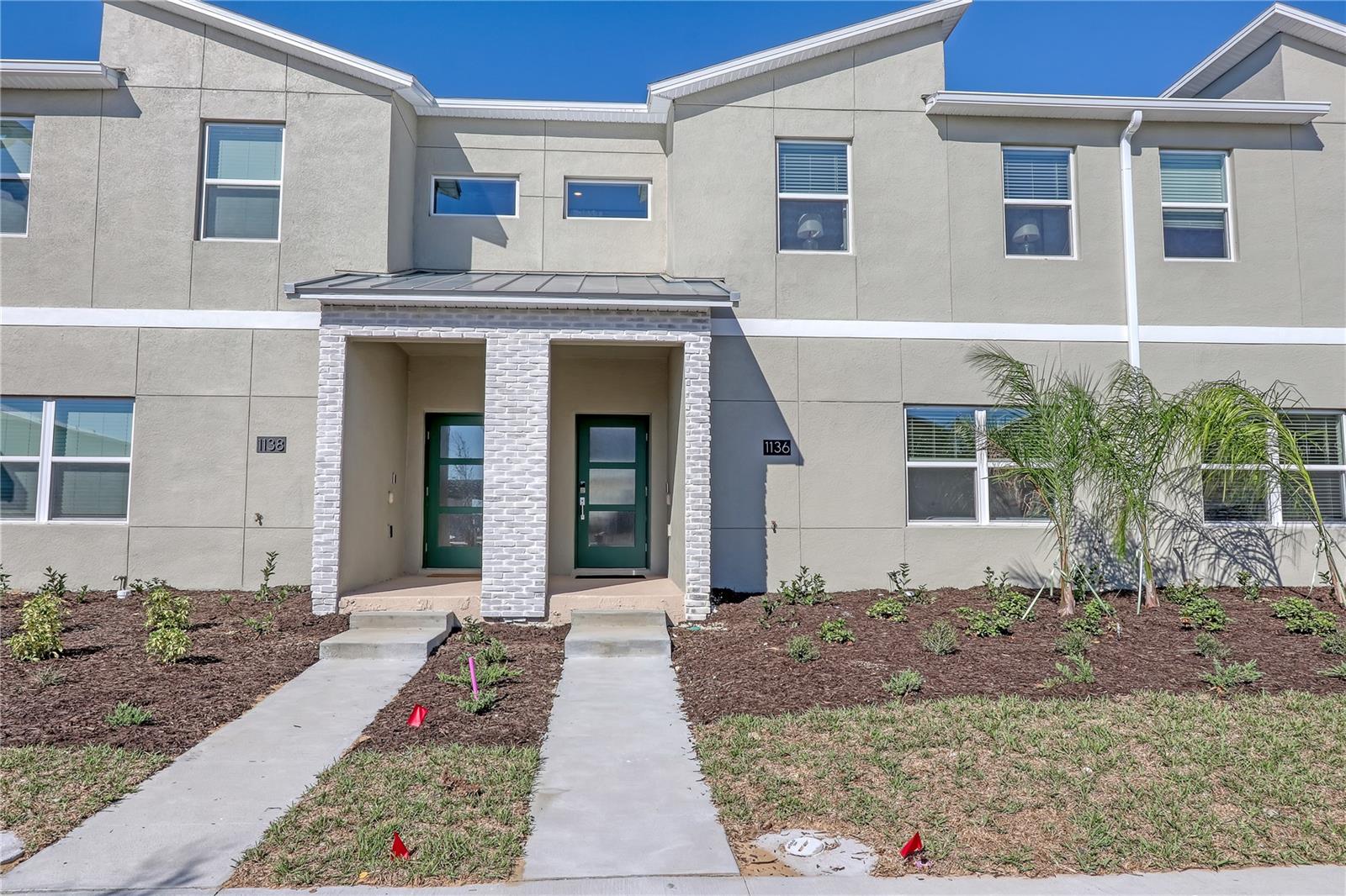 1136 Kingsbarn Street, FL
