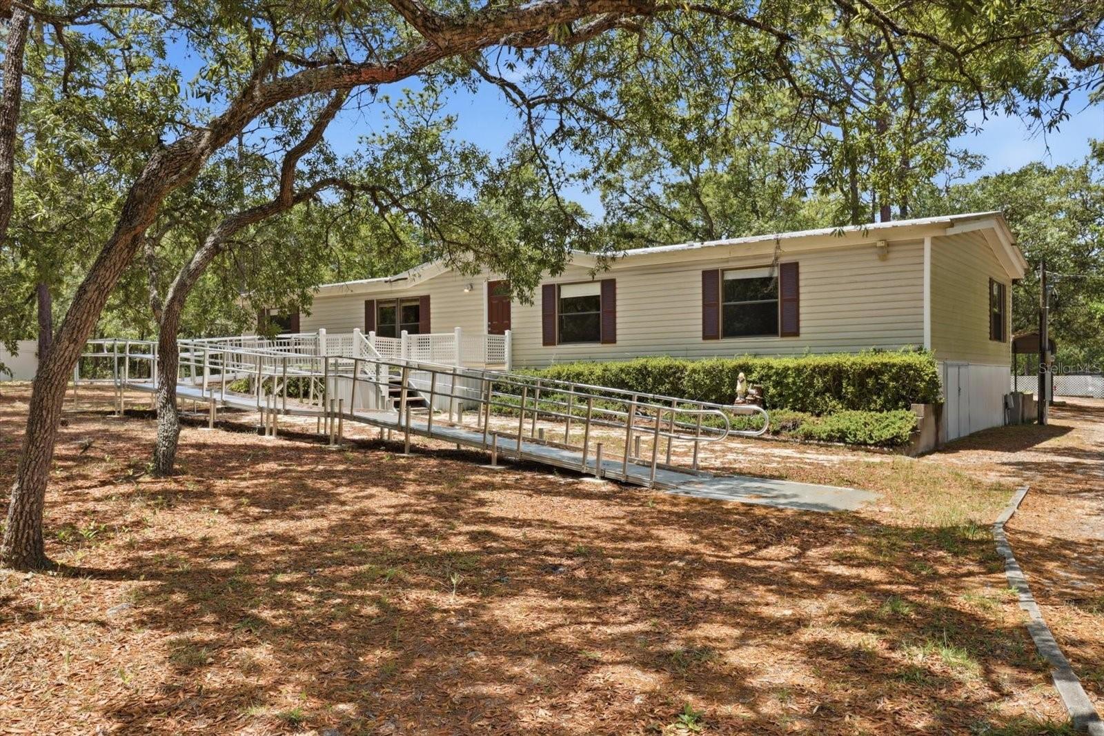 5828 Oldfield Avenue, FL