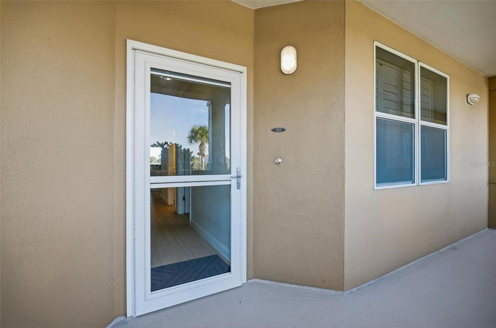 60 Surfview Drive, FL