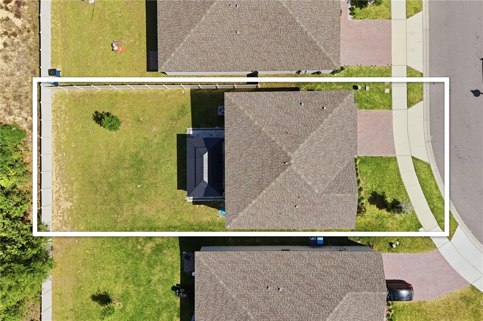 2424 Whitetail, FL