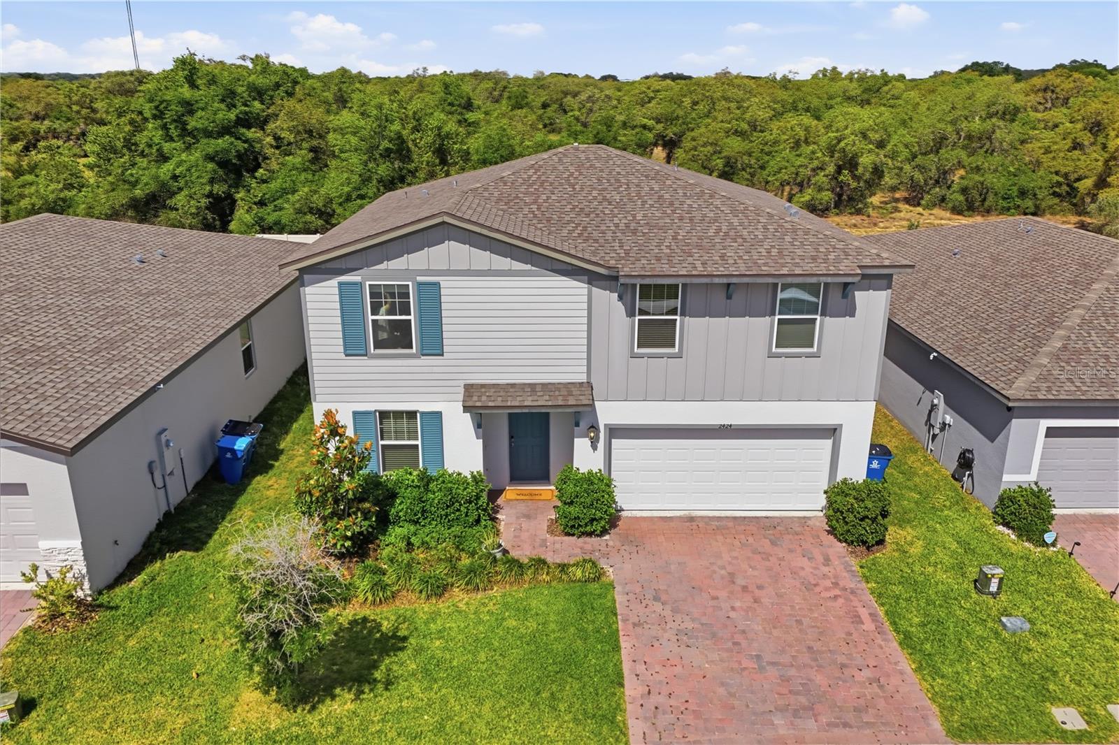 2424 Whitetail, FL
