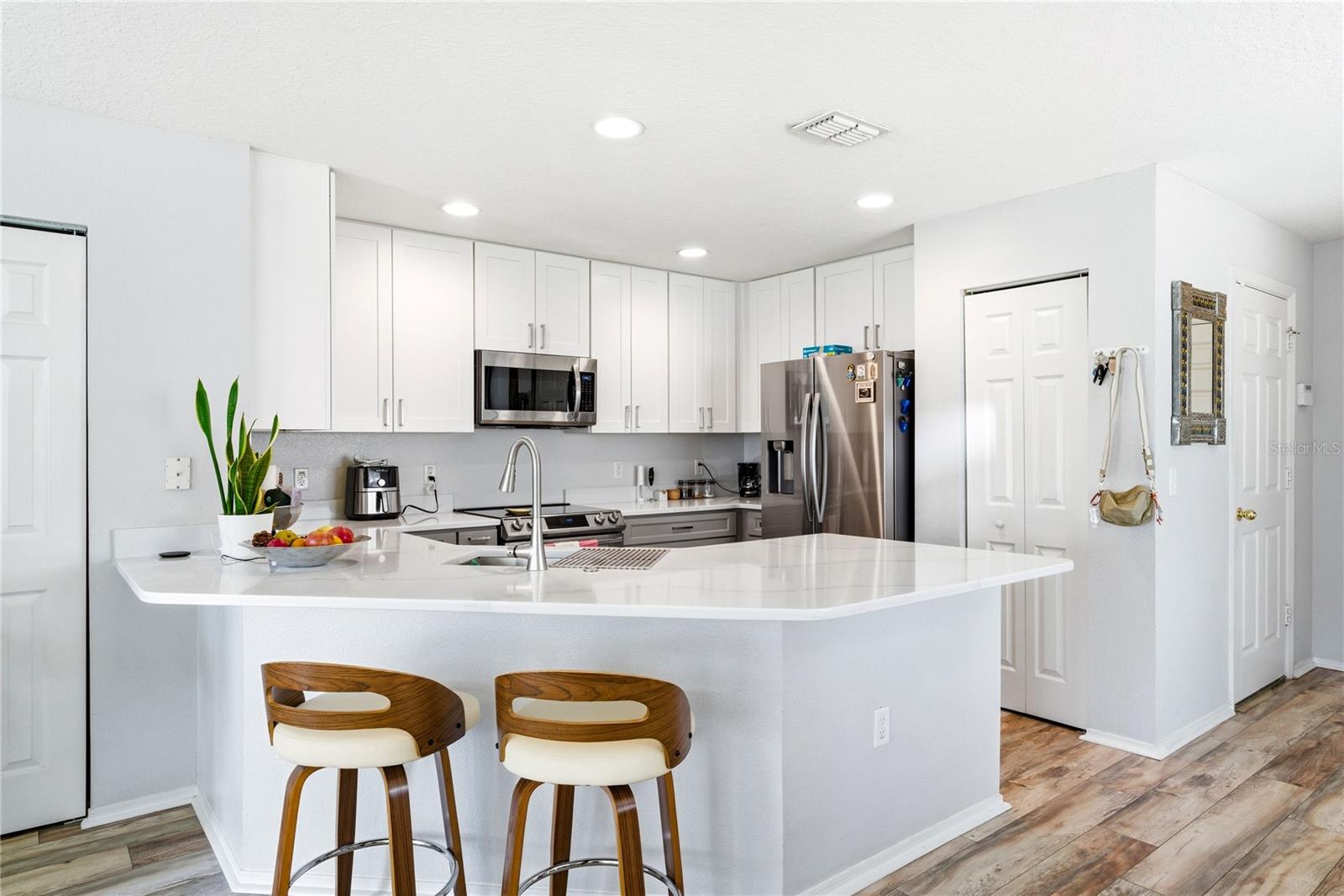 3045 Seaview Castle Drive, FL