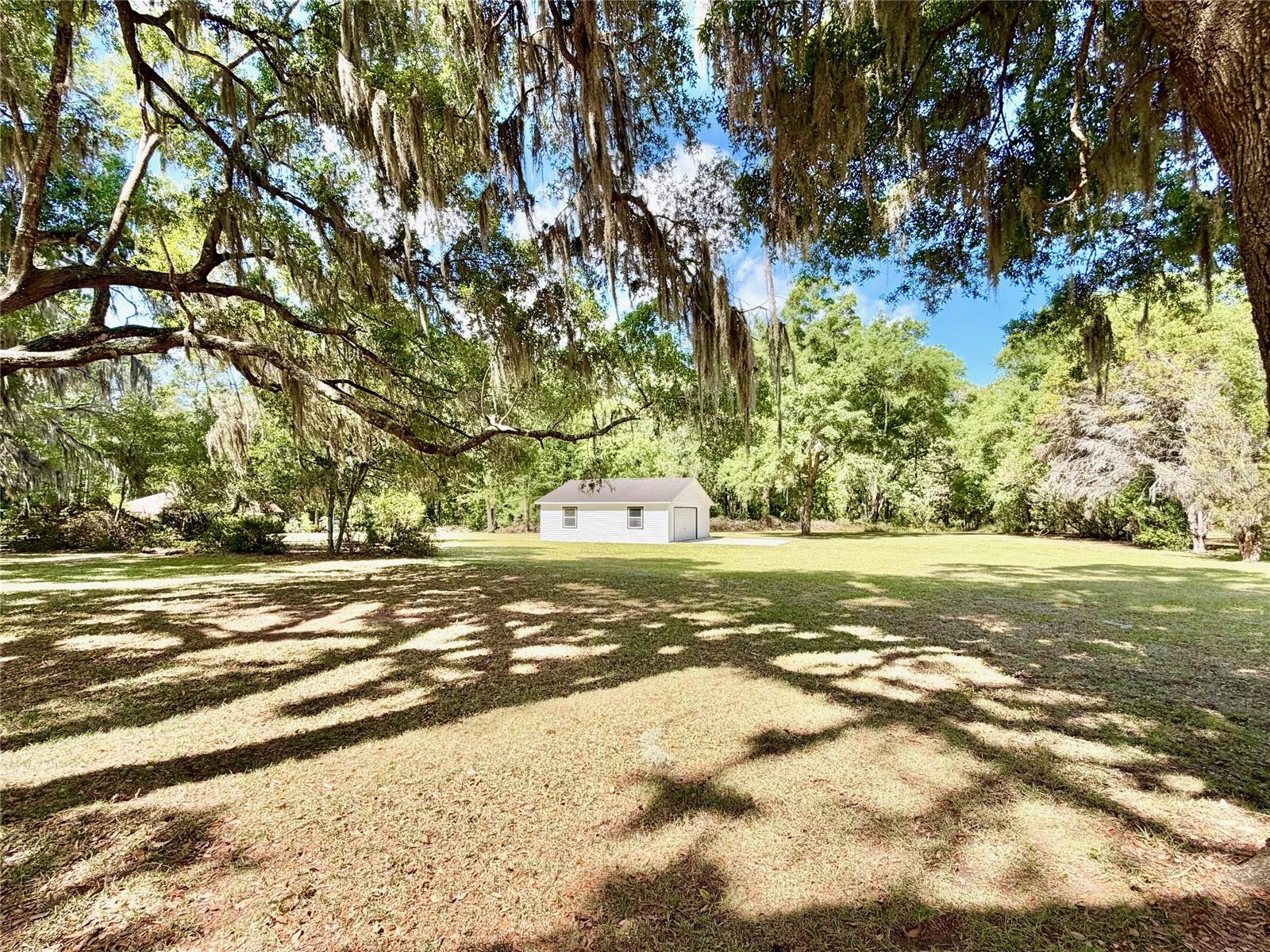 25104 County Road 1491, FL