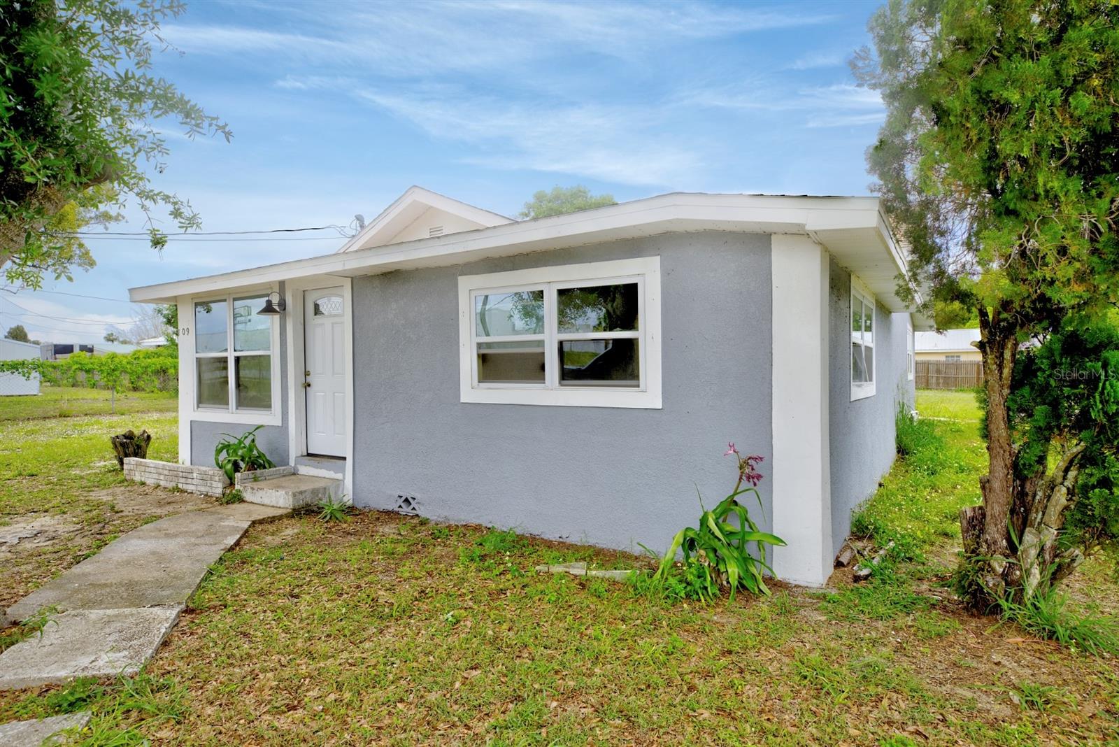 109 Anoka Avenue, FL