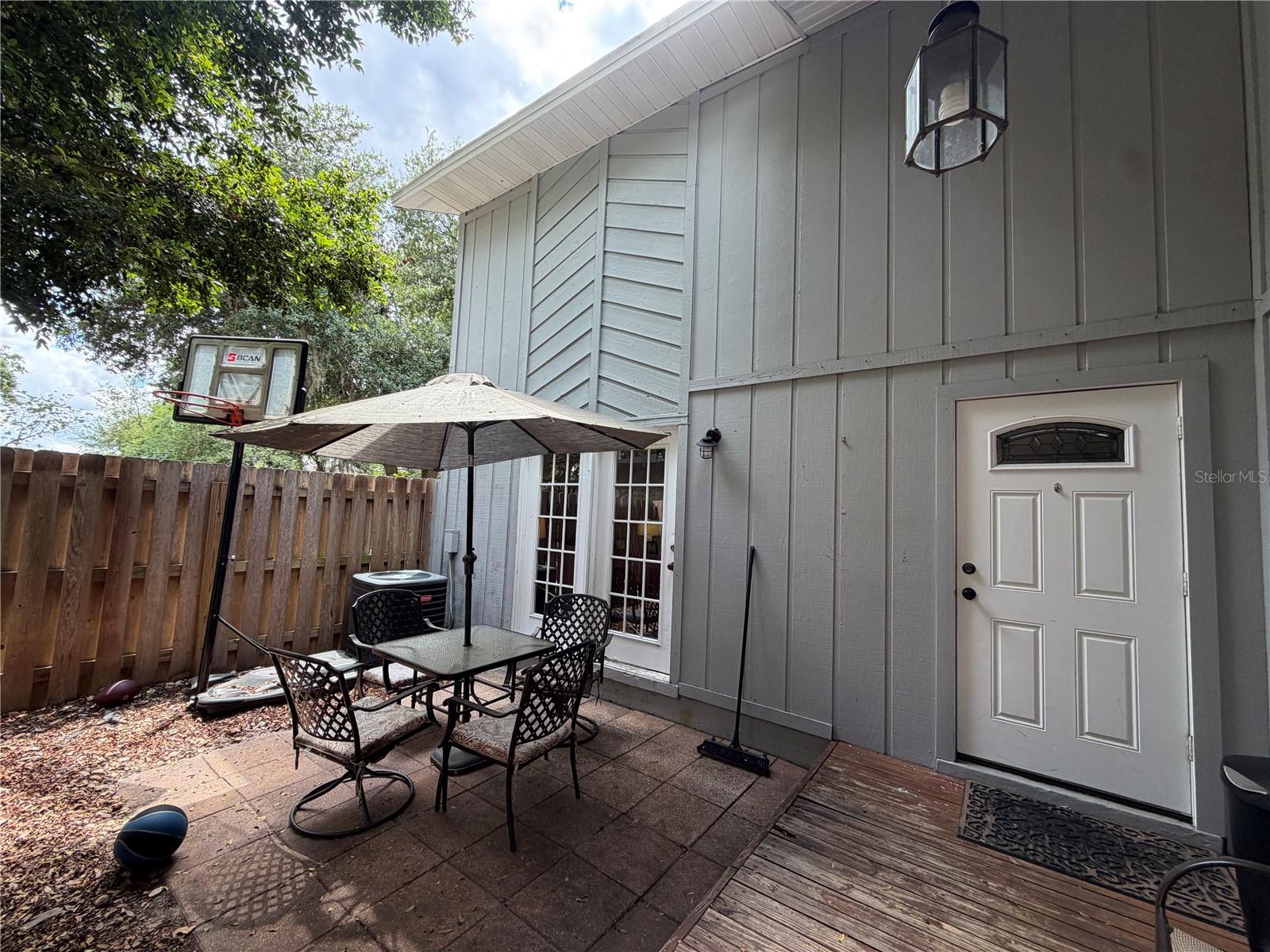 4574 Lighthouse Circle, FL