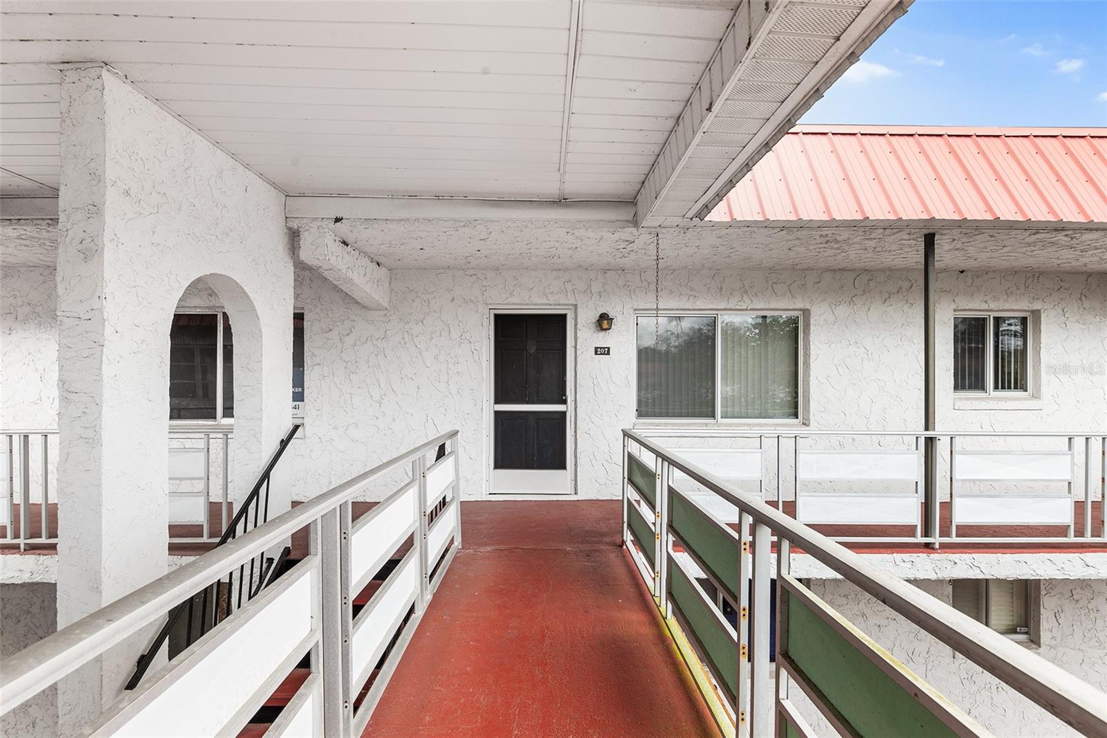 1100 Martinique Drive, FL