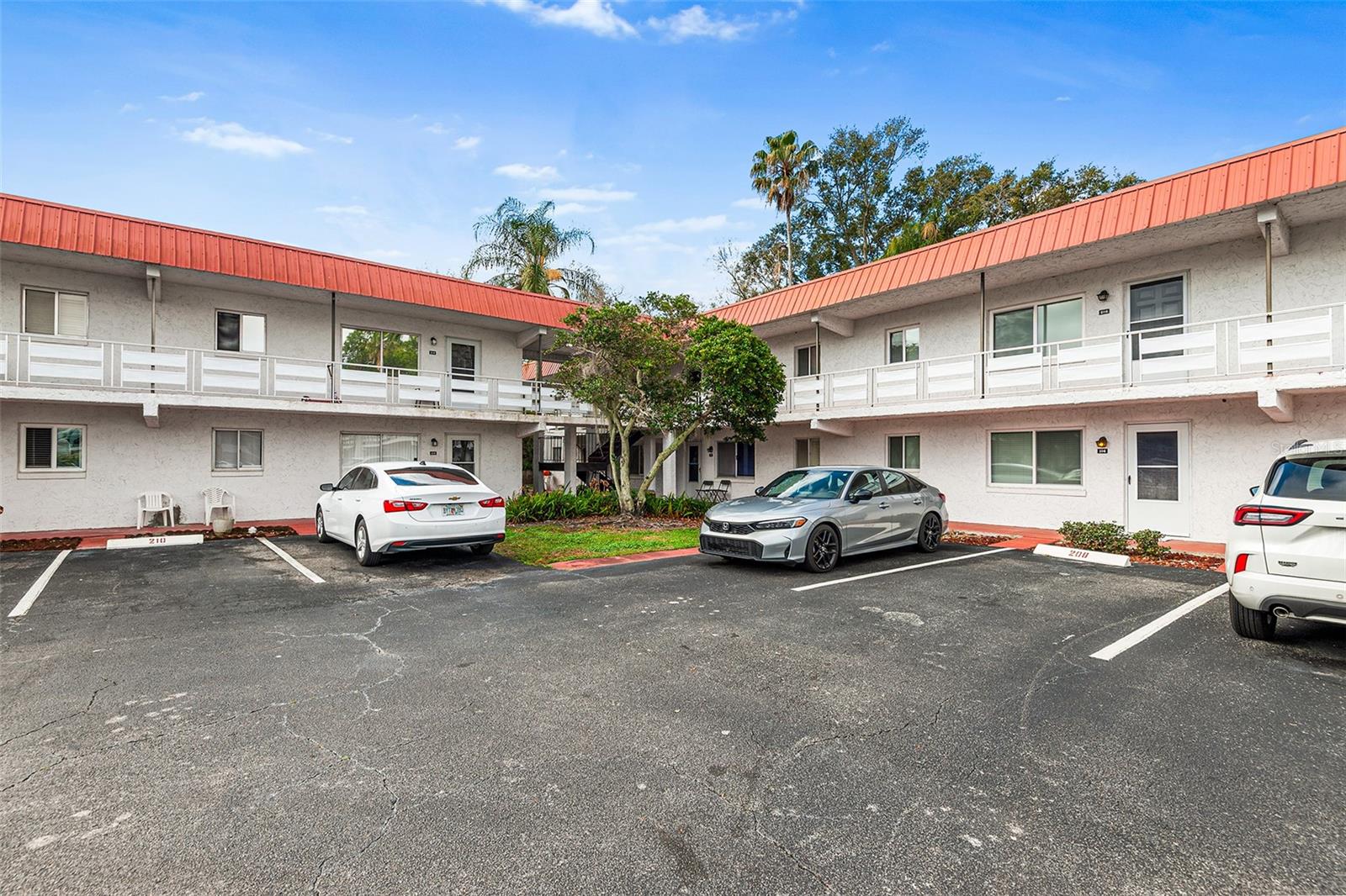 1100 Martinique Drive, FL