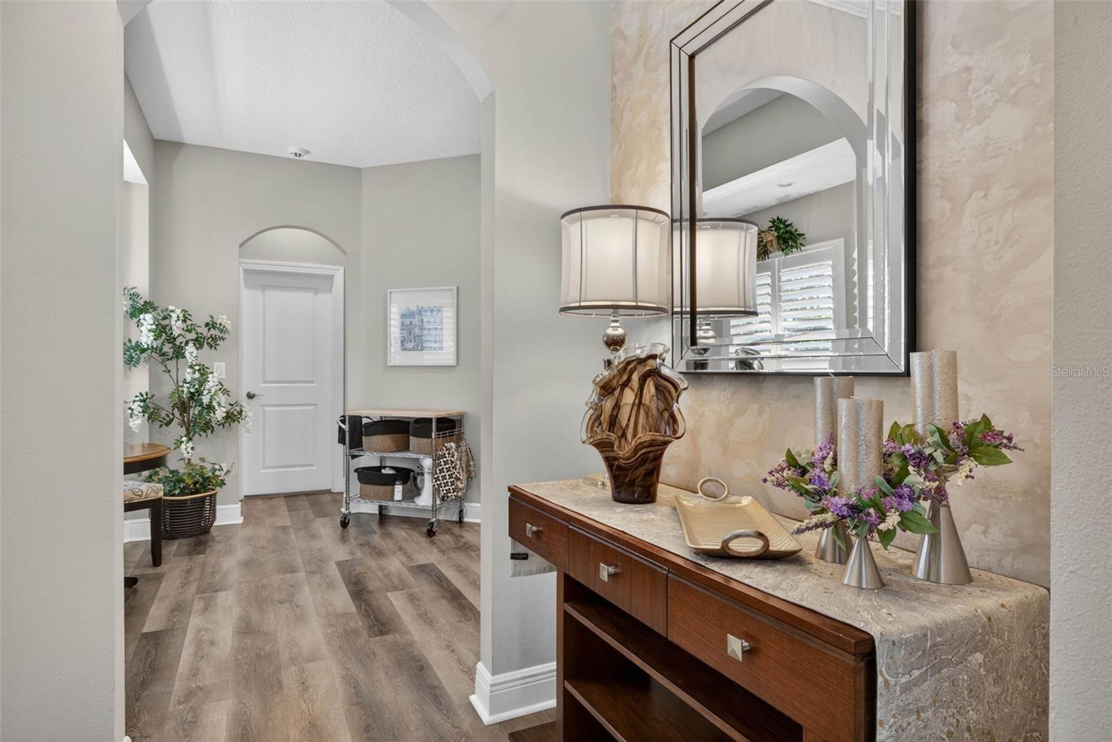 4927 Anniston Circle, FL