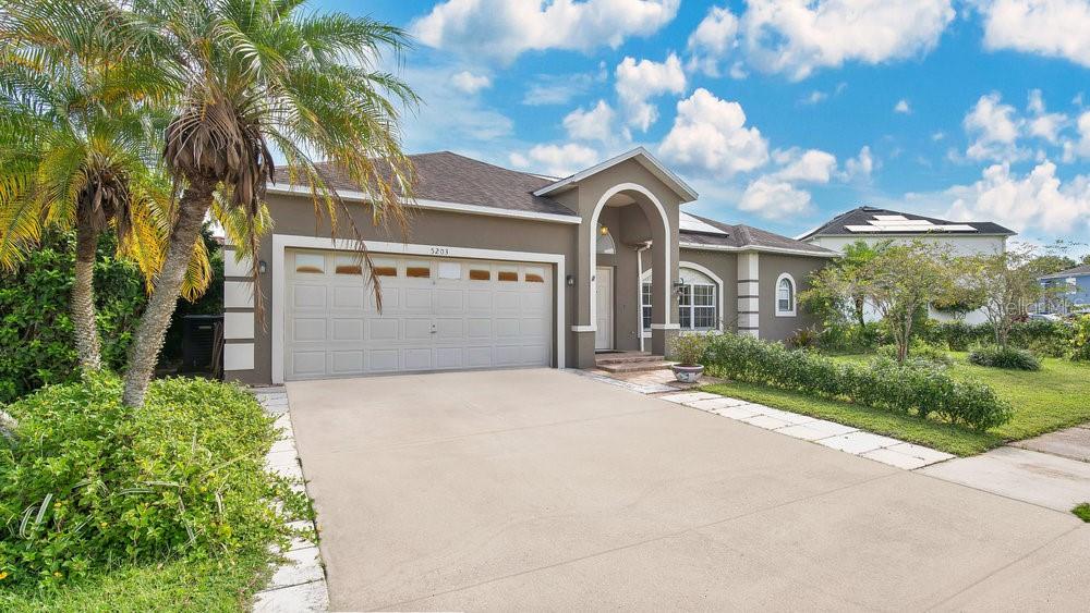 5203 Jasmine Trace Lane, FL
