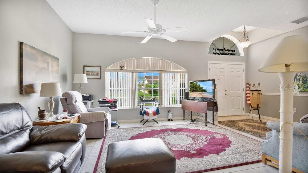 5203 Jasmine Trace Lane, FL