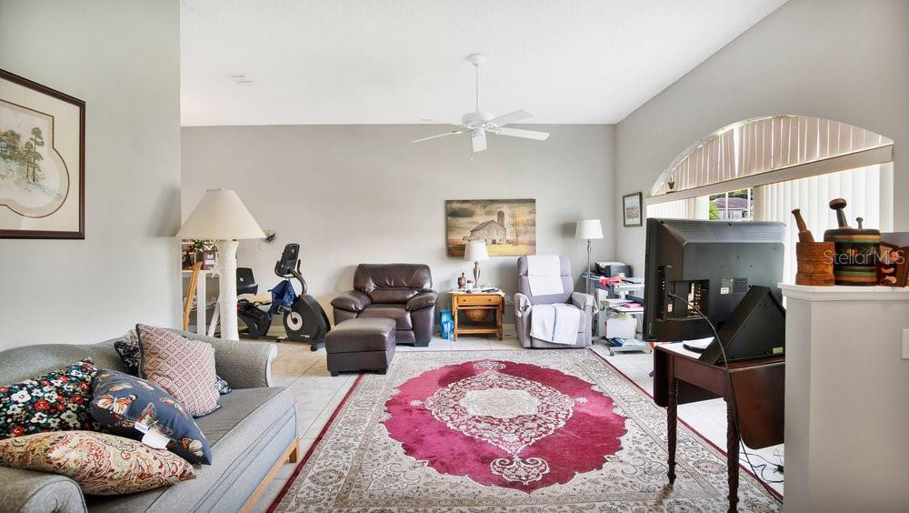 5203 Jasmine Trace Lane, FL