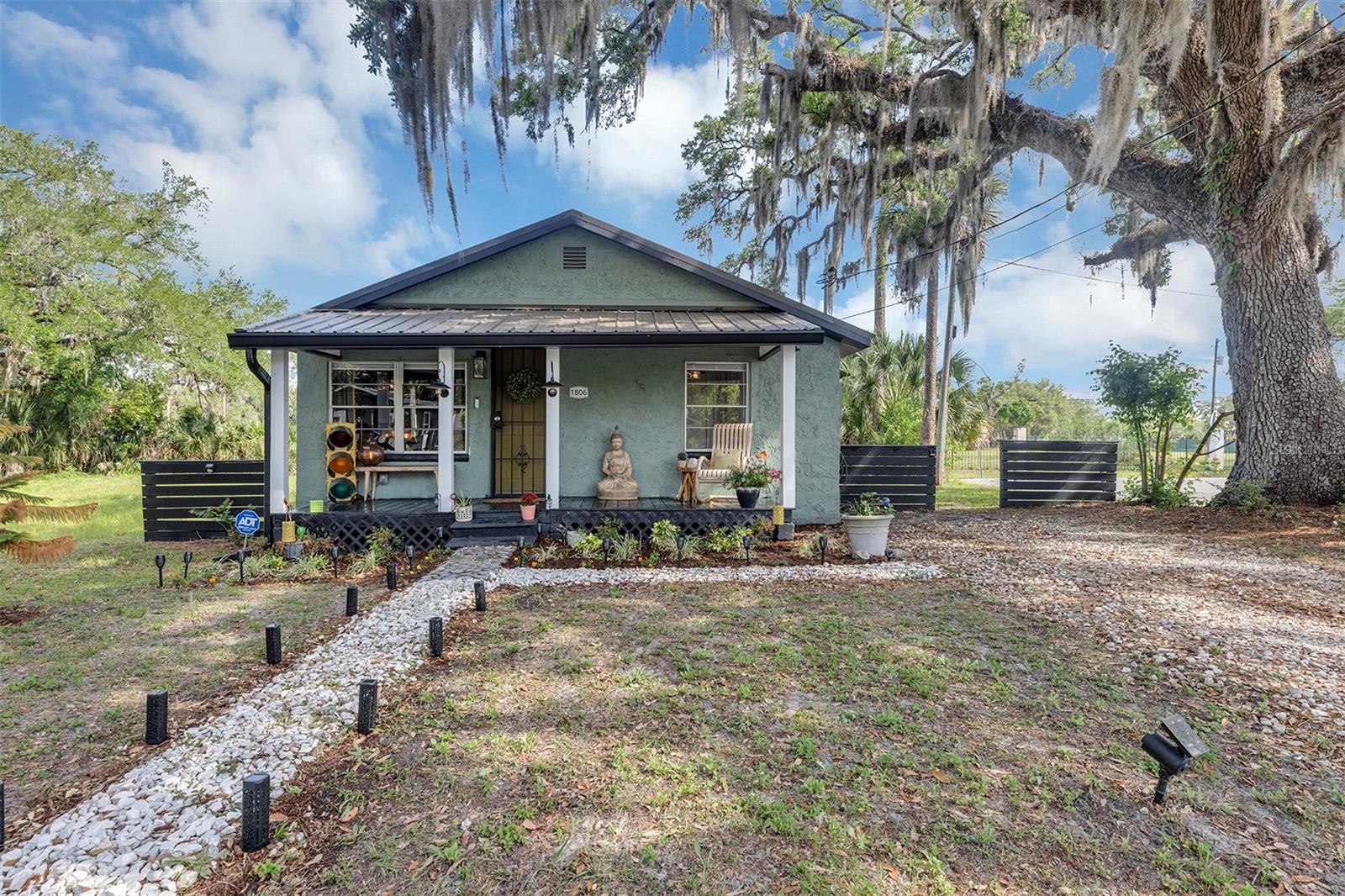 1806 Redding Place, FL