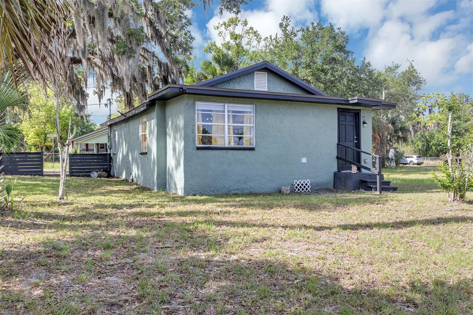 1806 Redding Place, FL