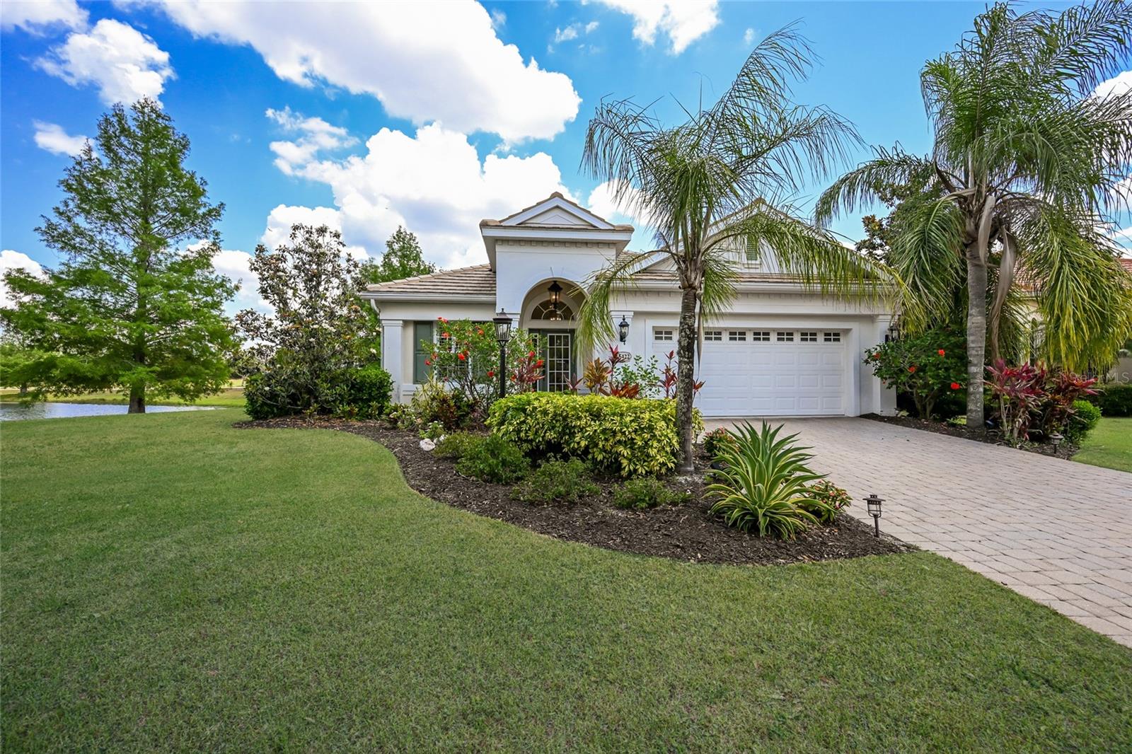 15422 Helmsdale Place, FL