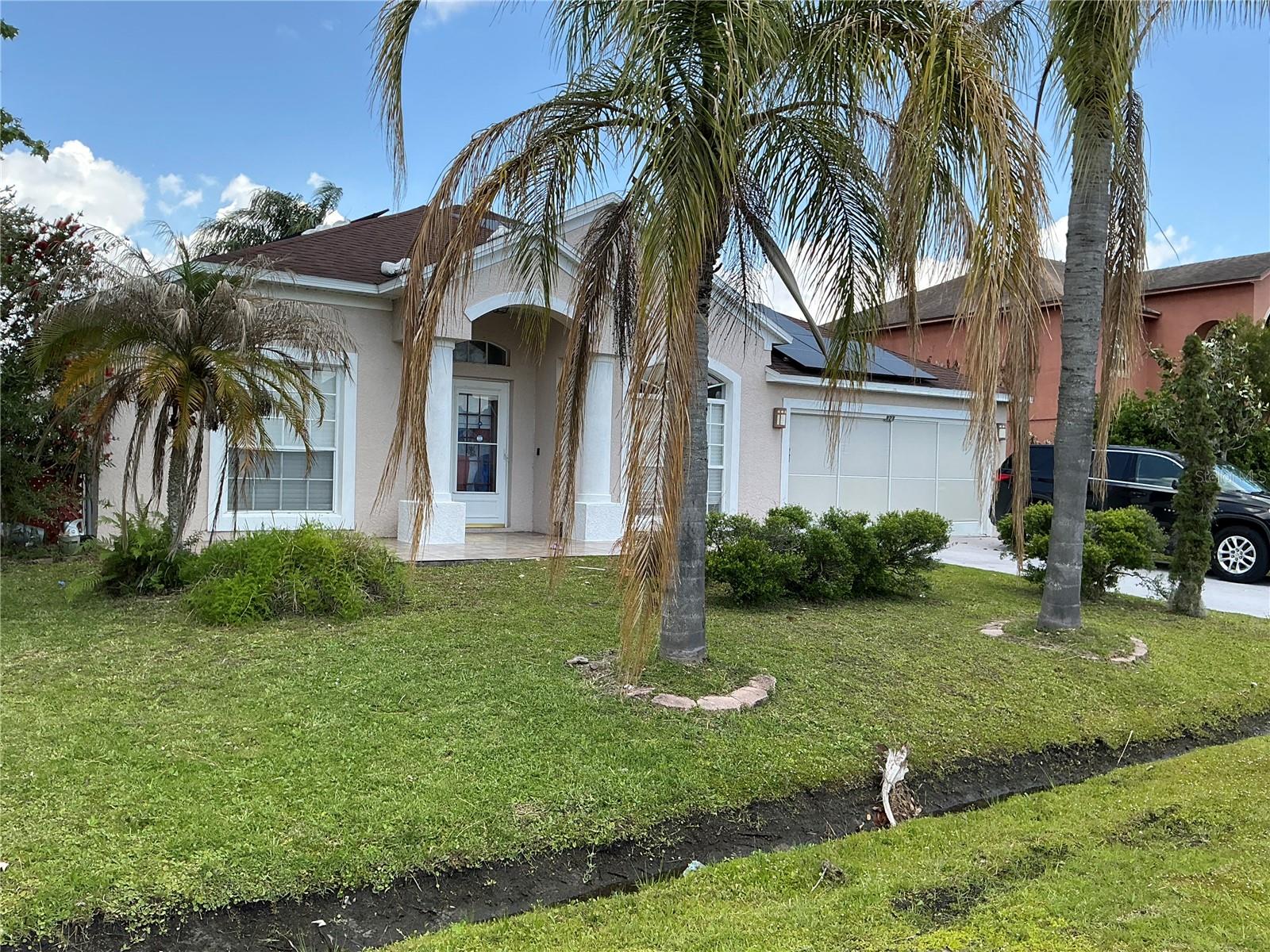 823 Ognon Court, FL