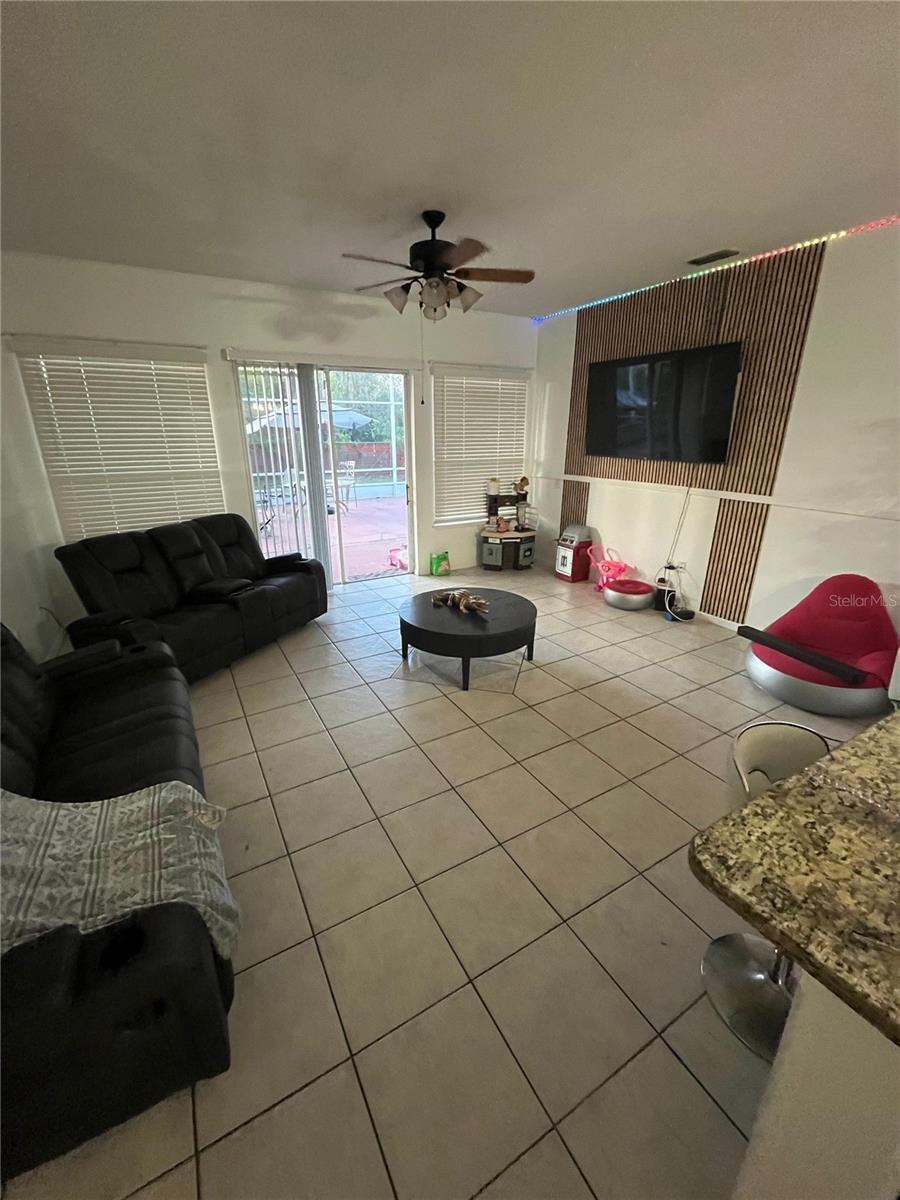 823 Ognon Court, FL