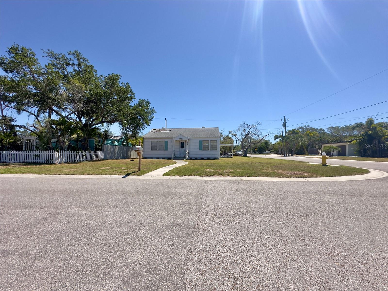 3050 Dupont Street, FL