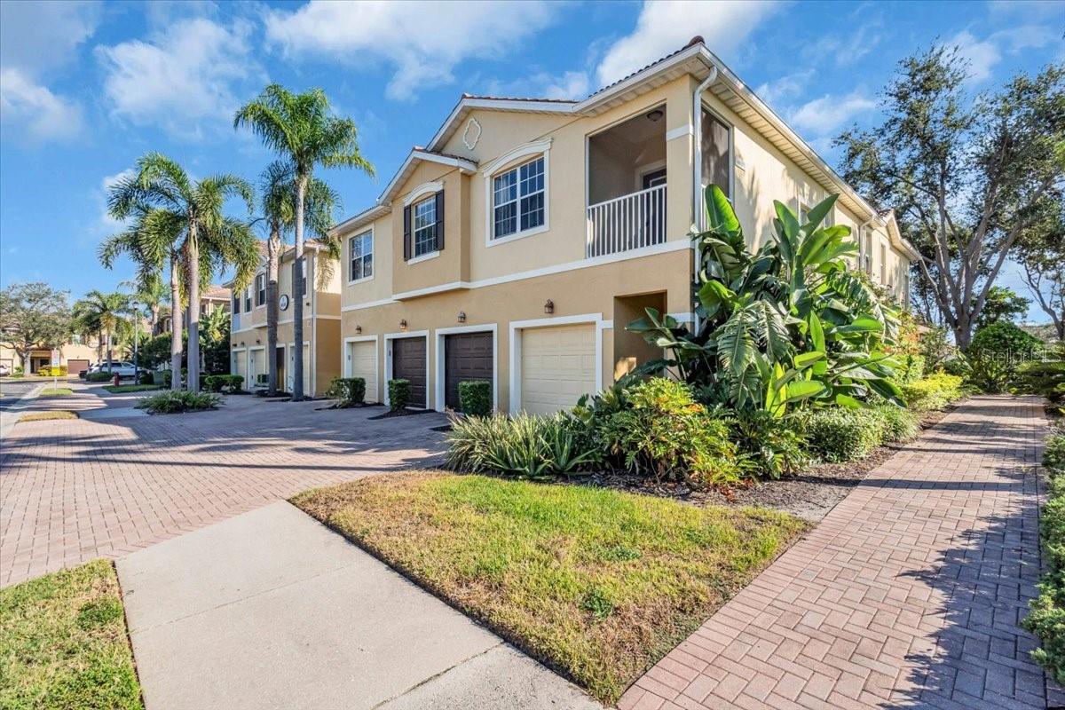 8106 Moonstone Drive, FL
