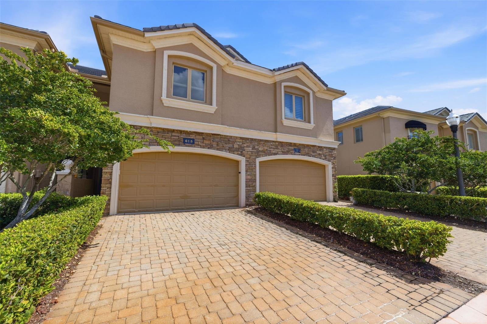 615 Saxony Boulevard, FL