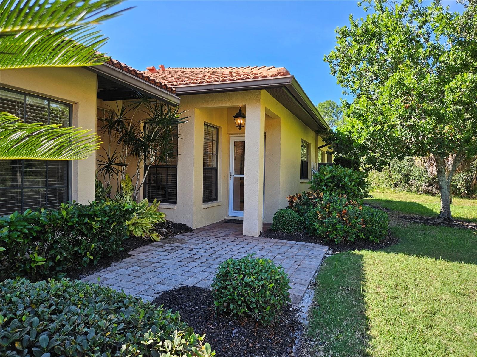 4528 Cancello Grande Avenue, FL