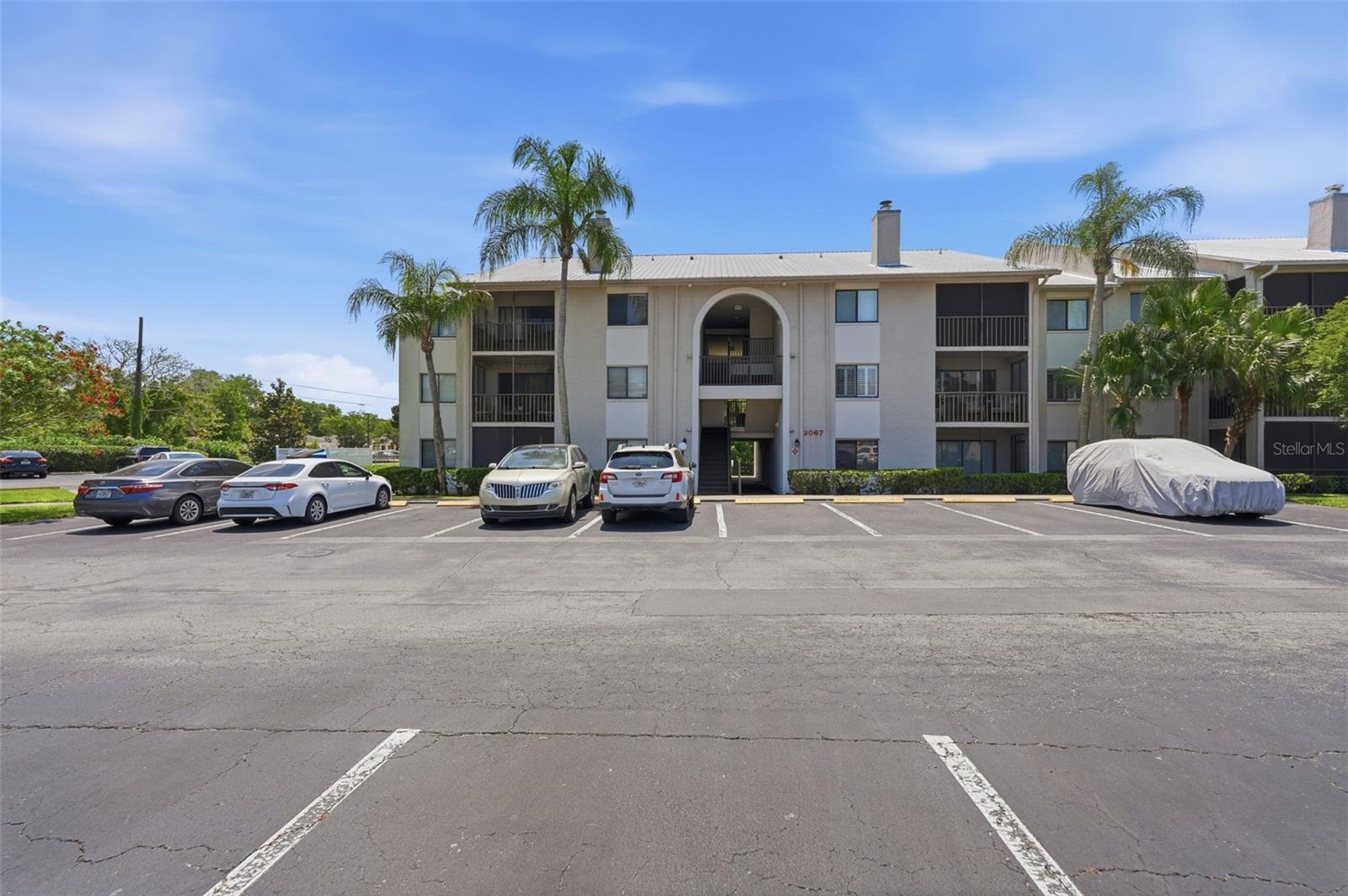 2067 Hunters Glen Drive, FL