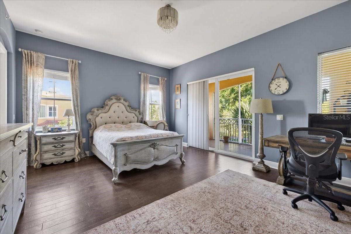 120 Avenue De La Mer, FL