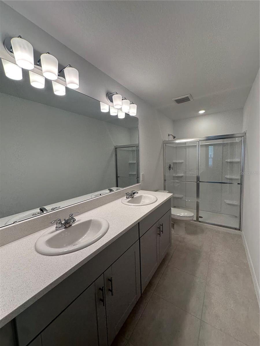 3137 Skyline Loop, FL