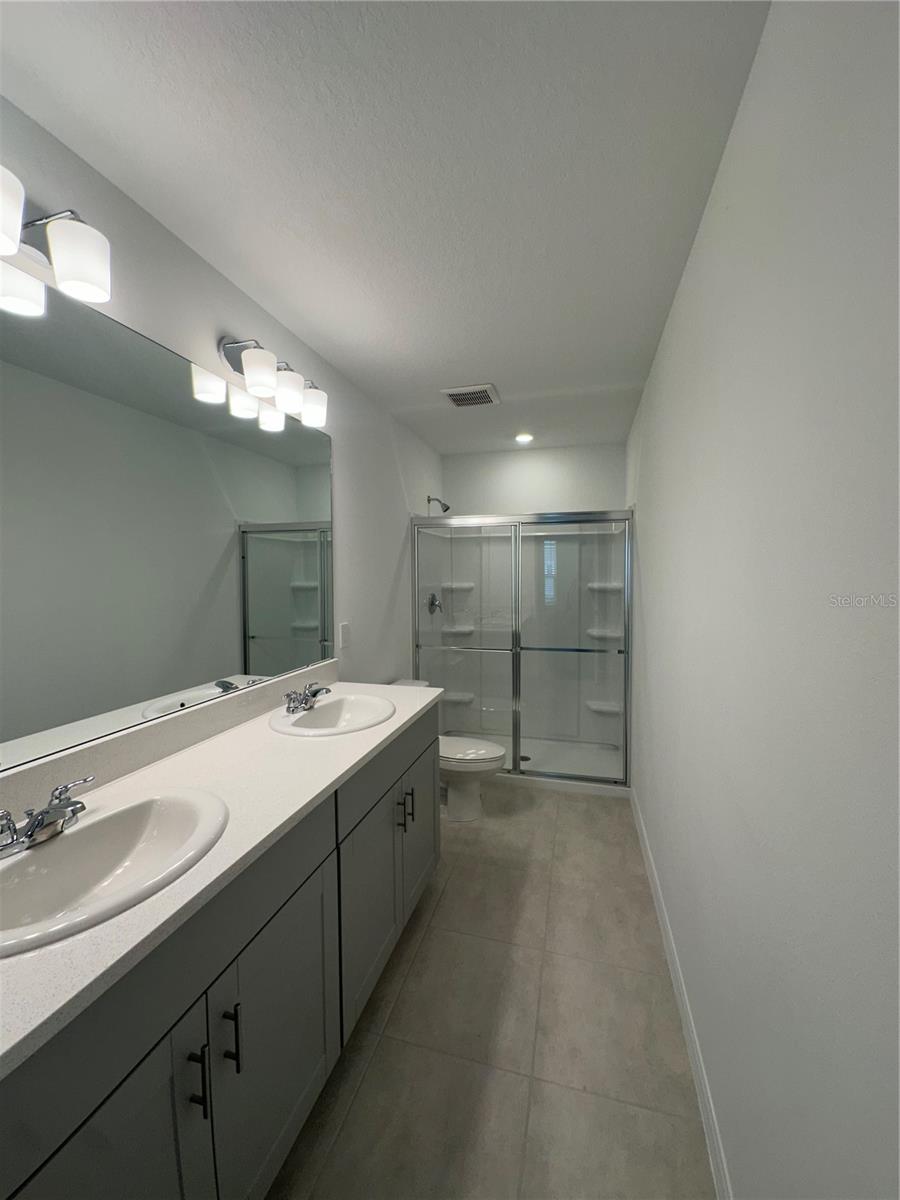 3137 Skyline Loop, FL
