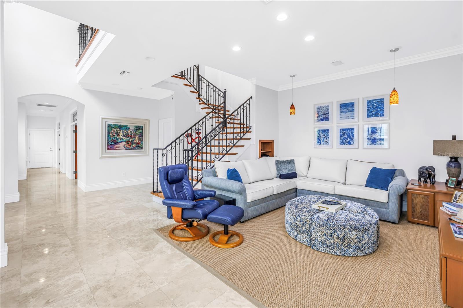 1133 Abbeys Way, FL
