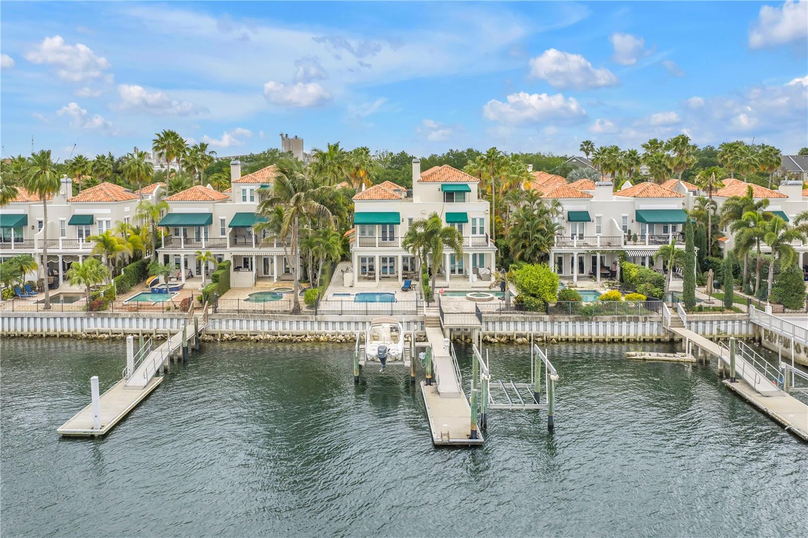 1133 Abbeys Way, FL