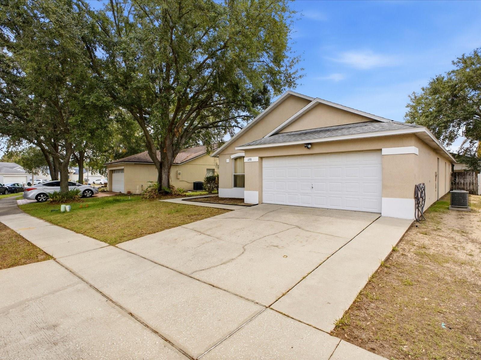 1218 Whitewood Way, FL
