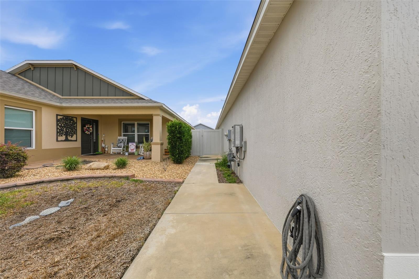 6094 Rodriguez Lane, FL
