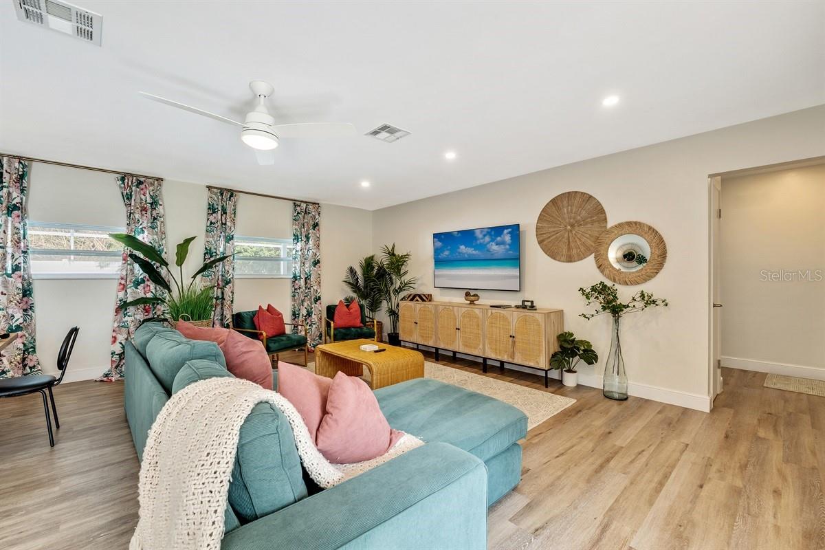 1720 Penny Lane, FL