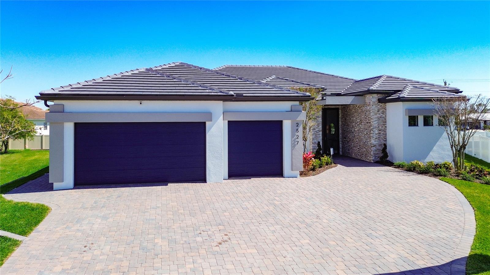 2527 Gleason Parkway, FL
