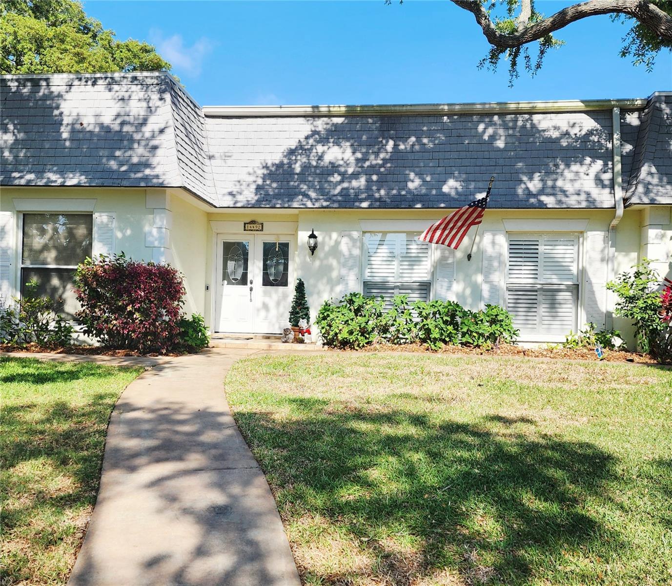 14492 Oakglen Drive, FL