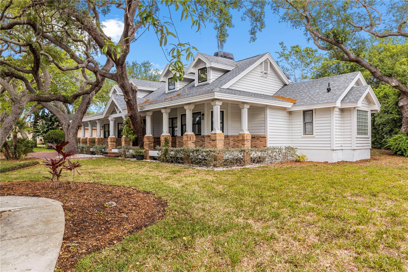 335 Sanctuary Drive, FL