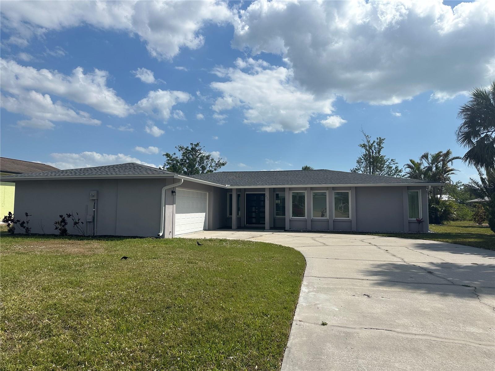 230 Annapolis Lane, FL