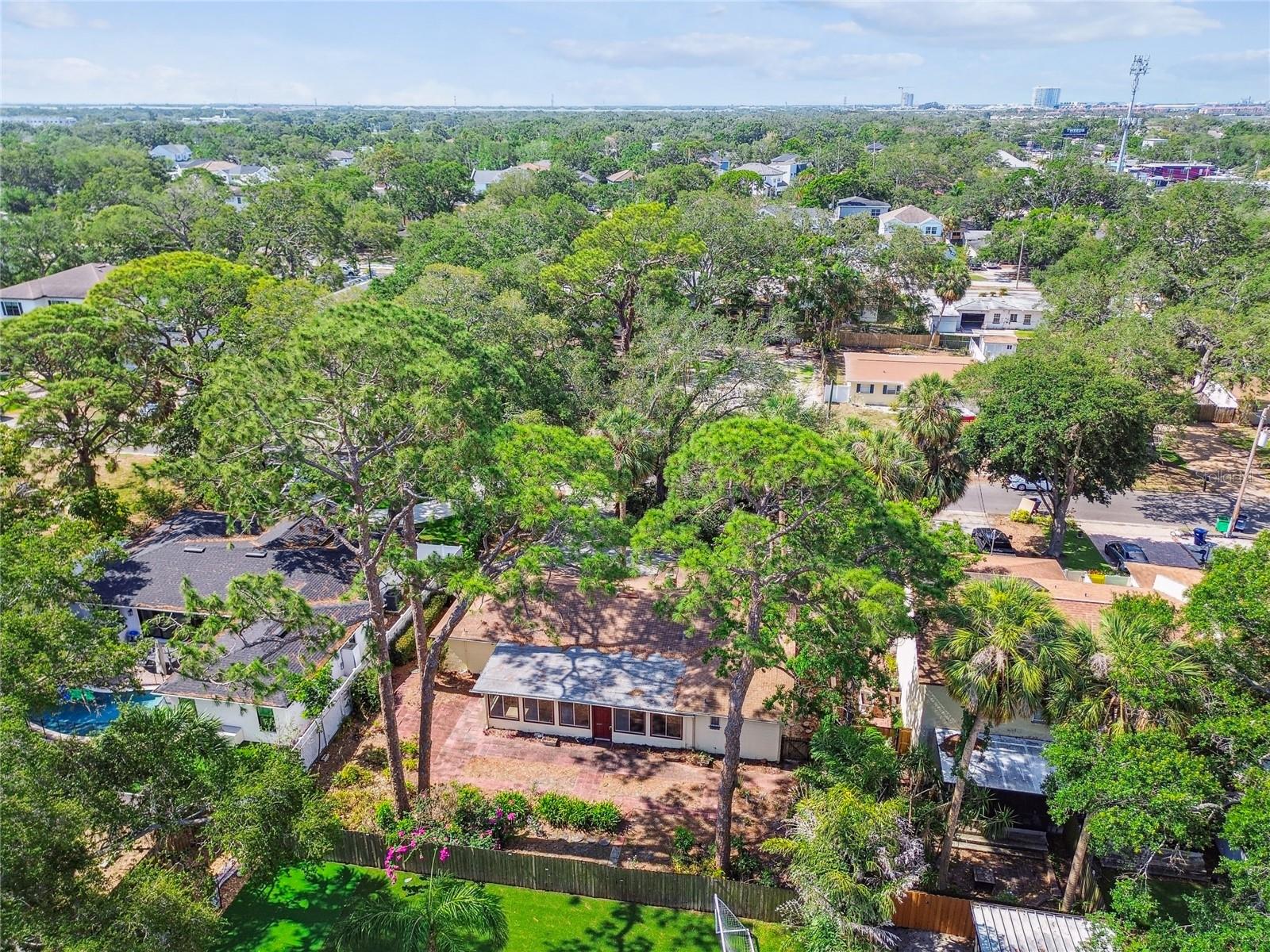 4711 Vasconia Street, FL