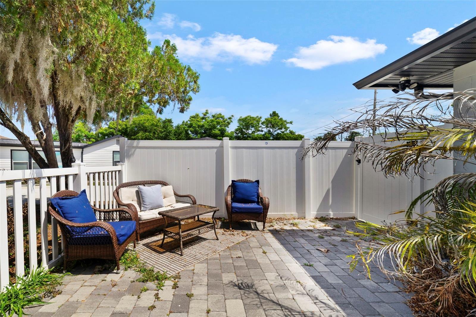 4521 Edgewater Drive, FL