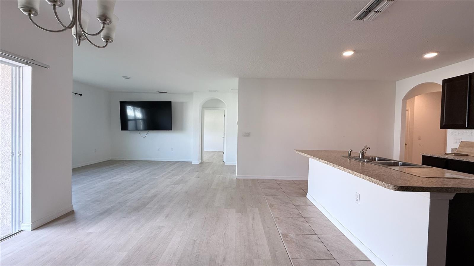 272 Willow Bend Drive, FL