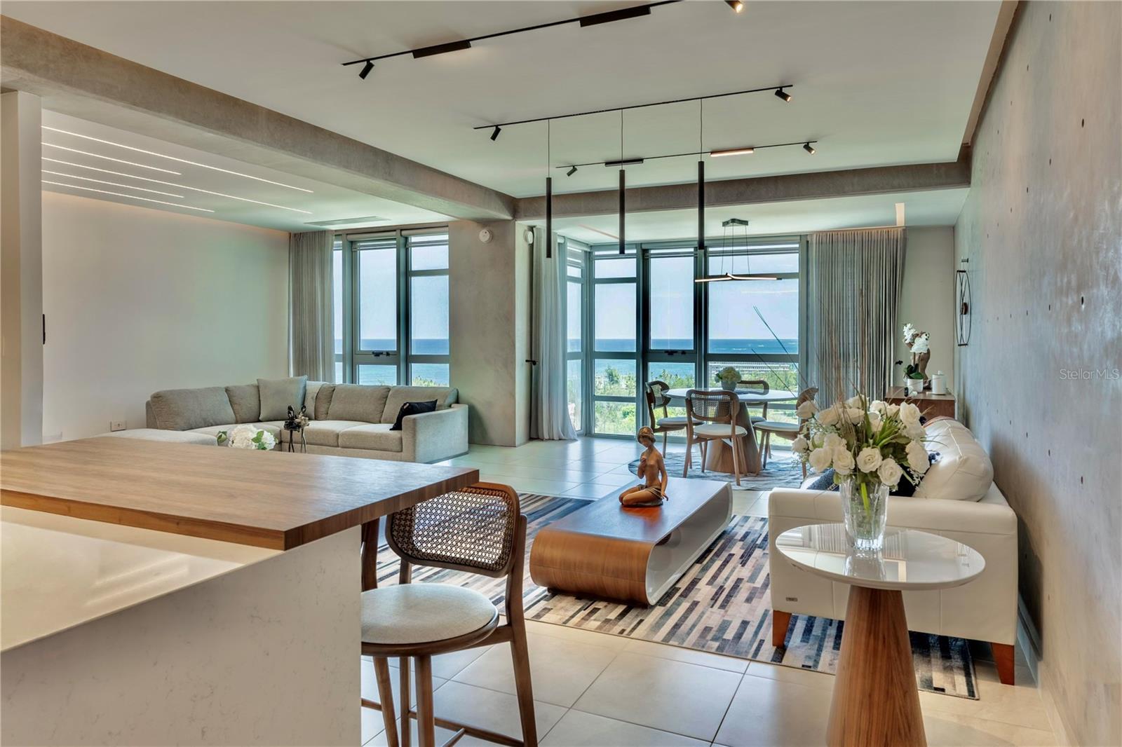 Atlantis Condominium Avenue Constitucion #404, PR