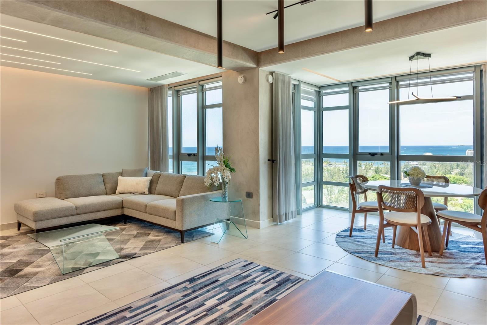 Atlantis Condominium Avenue Constitucion #404, PR