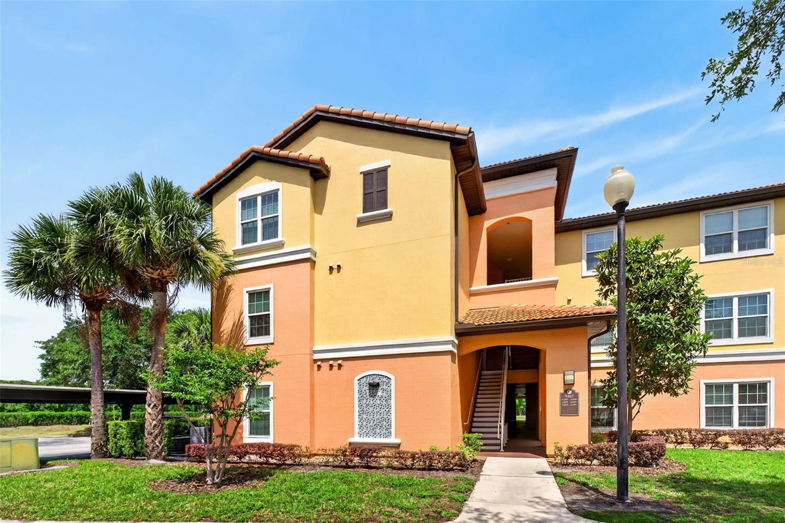5467 Vineland Road, FL